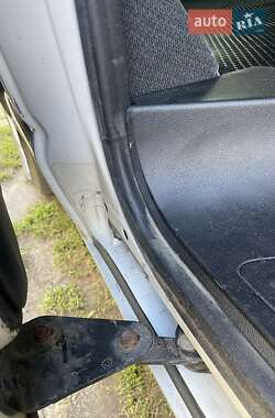 Мінівен Volkswagen Transporter 2011 в 