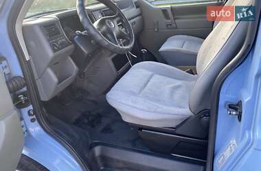 Минивэн Volkswagen Transporter 2002 в 