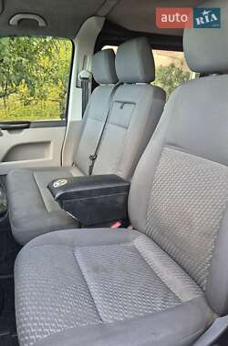 Вантажний фургон Volkswagen Transporter 2012 в 
