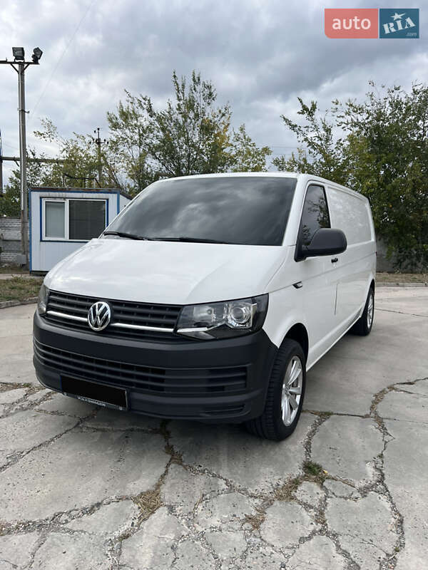 Грузовой фургон Volkswagen Transporter 2016 в Николаеве