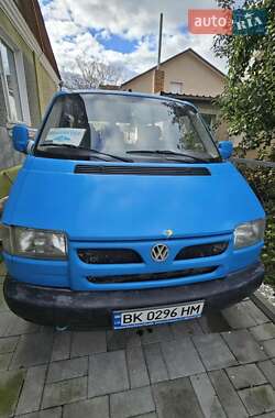 Минивэн Volkswagen Transporter 1998 в Ровно