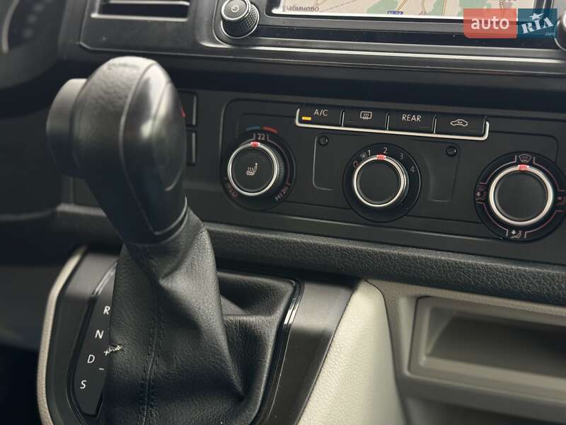 Минивэн Volkswagen Transporter 2018 в Мукачево