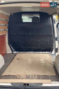 Грузовой фургон Volkswagen Transporter 2007 в 