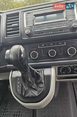Минивэн Volkswagen Transporter 2018 в 