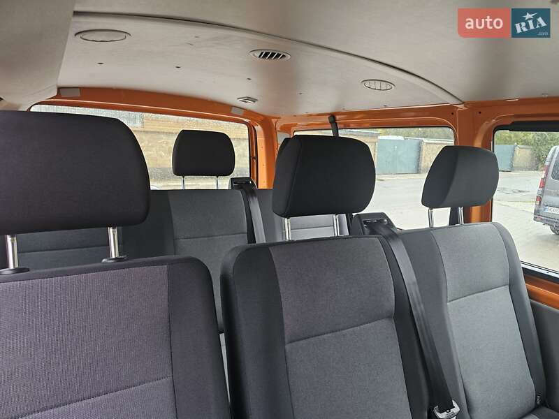 Мінівен Volkswagen Transporter 2018 в Рівному