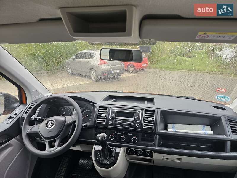 Мінівен Volkswagen Transporter 2018 в Рівному