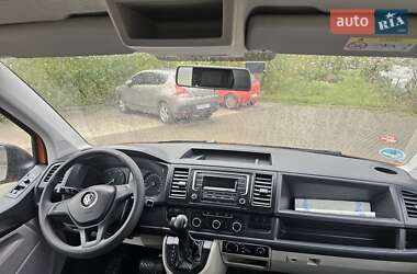 Минивэн Volkswagen Transporter 2018 в 