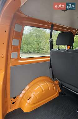 Минивэн Volkswagen Transporter 2018 в 