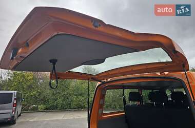 Минивэн Volkswagen Transporter 2018 в 