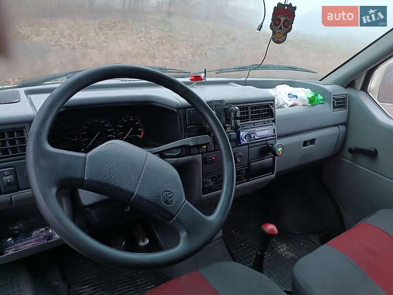 Грузовой фургон Volkswagen Transporter 1995 в Киеве