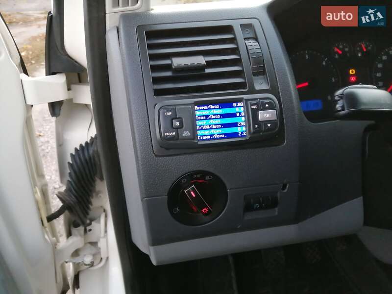 Минивэн Volkswagen Transporter 2006 в Запорожье