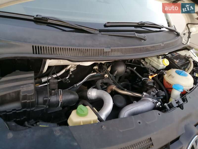 Минивэн Volkswagen Transporter 2006 в Запорожье
