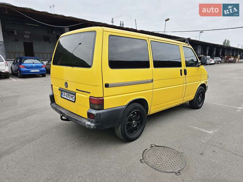 Минивэн Volkswagen Transporter 1999 в Киеве