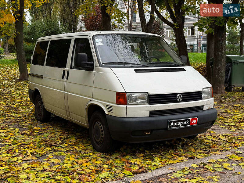 Минивэн Volkswagen Transporter 2001 в Киеве