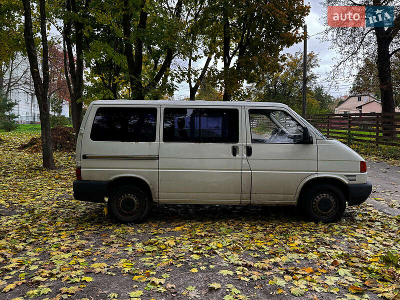 Минивэн Volkswagen Transporter 2001 в Киеве