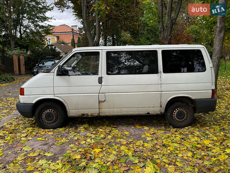 Минивэн Volkswagen Transporter 2001 в Киеве