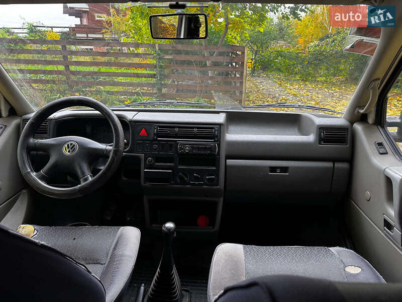 Минивэн Volkswagen Transporter 2001 в Киеве