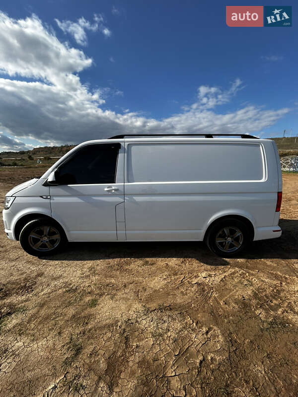 Грузовой фургон Volkswagen Transporter 2016 в Одессе фото 4 Грузовой фургон Volkswagen Transporter 2016 в Одессе