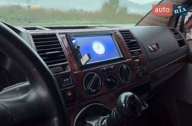 Мінівен Volkswagen Transporter 2005 в 