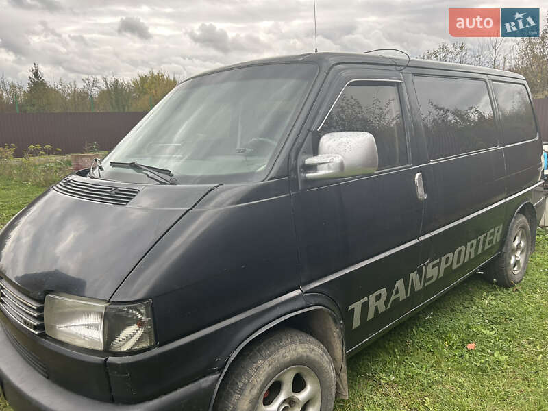Минивэн Volkswagen Transporter 2000 в Ужгороде