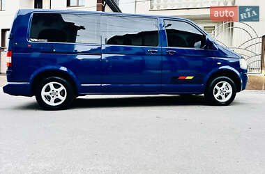 Минивэн Volkswagen Transporter 2010 в 