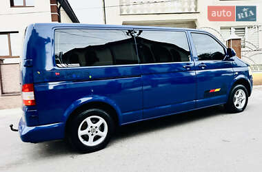 Минивэн Volkswagen Transporter 2010 в 