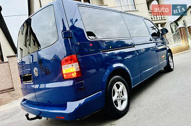 Минивэн Volkswagen Transporter 2010 в 