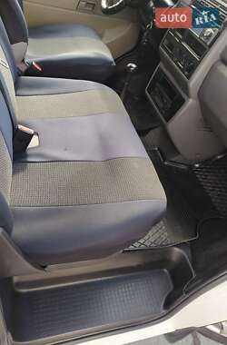 Минивэн Volkswagen Transporter 2002 в 