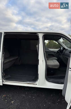 Минивэн Volkswagen Transporter 2006 в 