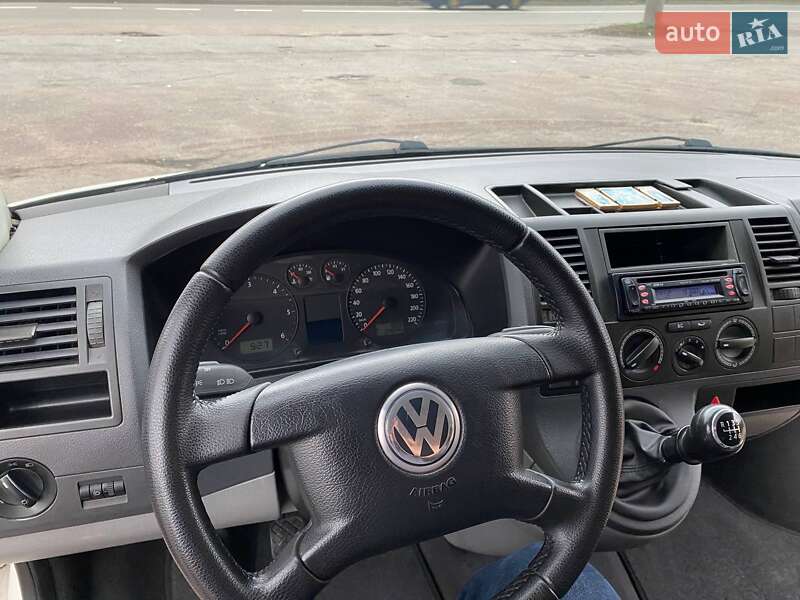 Минивэн Volkswagen Transporter 2006 в Прилуках