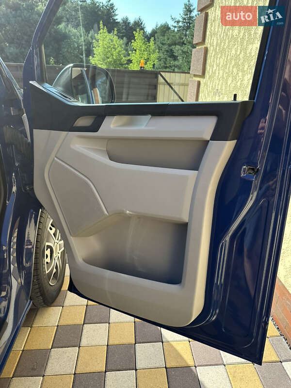 Грузовой фургон Volkswagen Transporter 2016 в Золочеве фото 12 Грузовой фургон Volkswagen Transporter 2016 в Золочеве