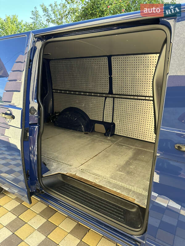 Грузовой фургон Volkswagen Transporter 2016 в Золочеве фото 15 Грузовой фургон Volkswagen Transporter 2016 в Золочеве