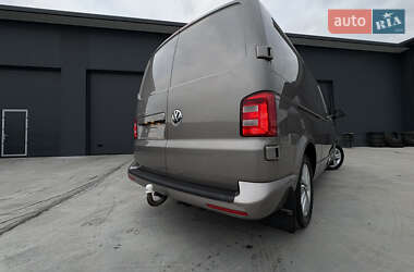 Грузовой фургон Volkswagen Transporter 2019 в  фото 30 Грузовой фургон Volkswagen Transporter 2019 в
