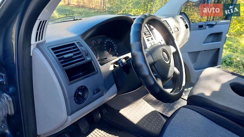Минивэн Volkswagen Transporter 2007 в Львове