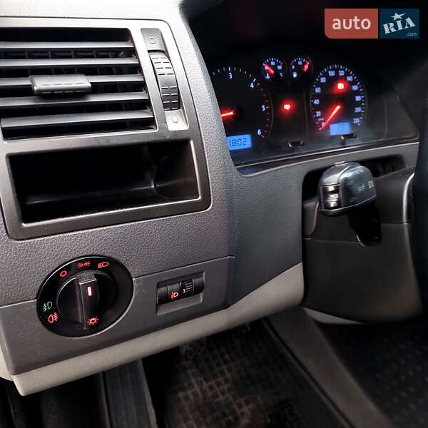 Минивэн Volkswagen Transporter 2007 в Львове
