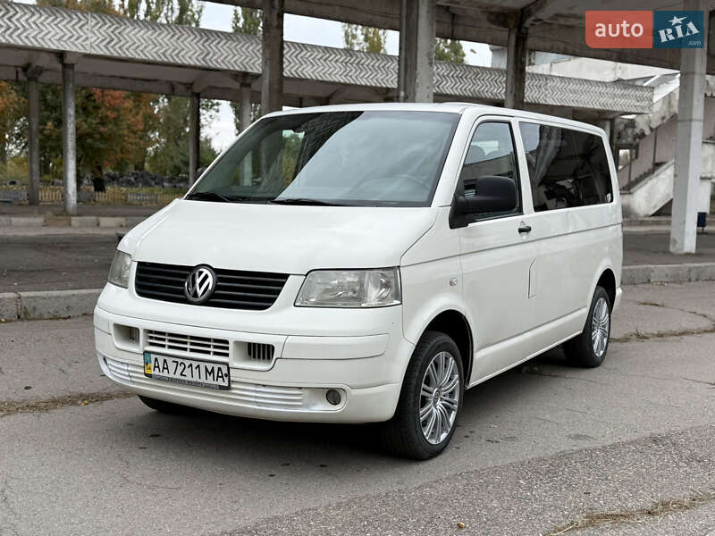 Минивэн Volkswagen Transporter 2008 в Смеле