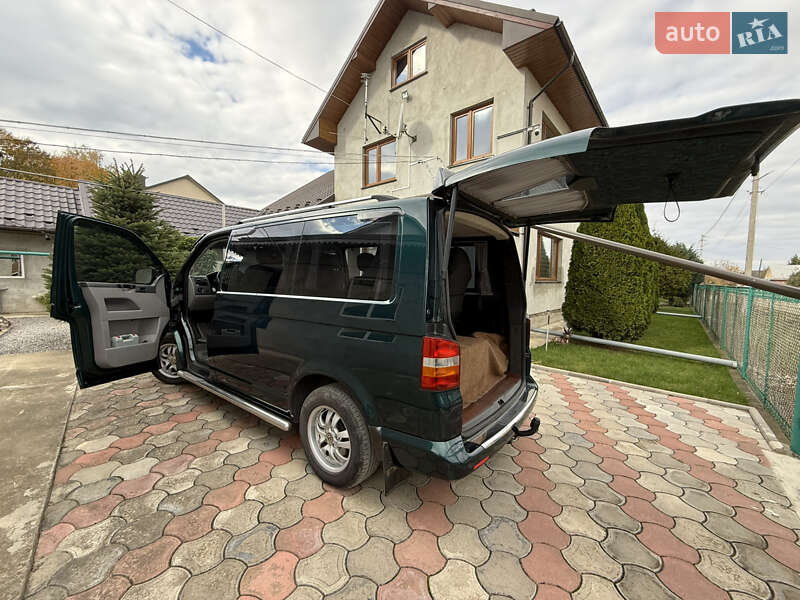 Мінівен Volkswagen Transporter 2005 в Снятині