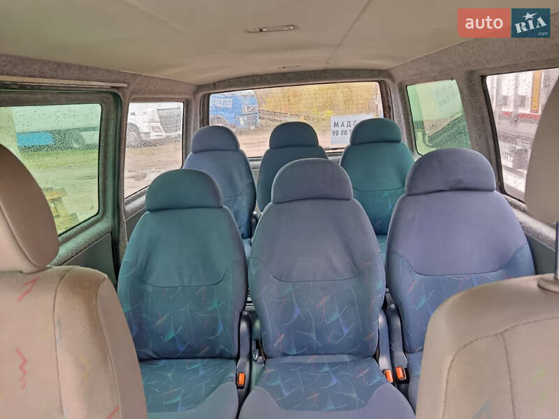 Минивэн Volkswagen Transporter 2000 в Житомире
