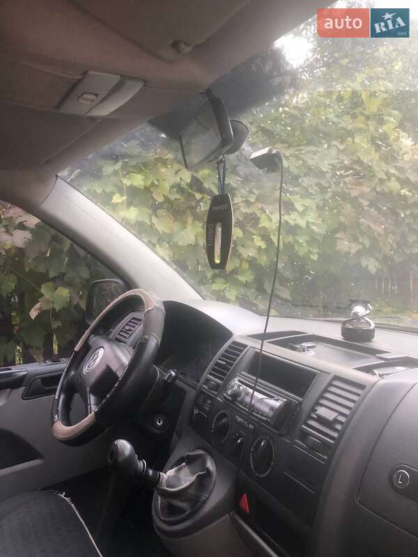 Минивэн Volkswagen Transporter 2006 в Луцке