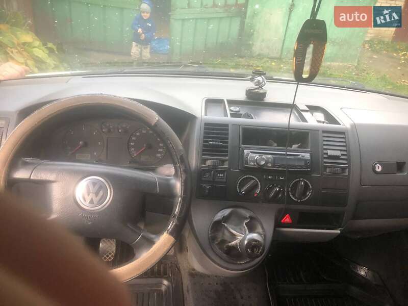 Минивэн Volkswagen Transporter 2006 в Луцке