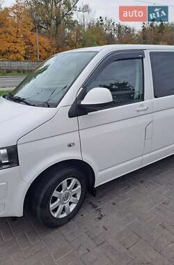 Минивэн Volkswagen Transporter 2014 в 