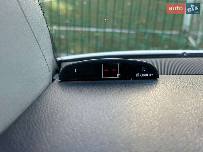 Грузовой фургон Volkswagen Transporter 2007 в Киеве