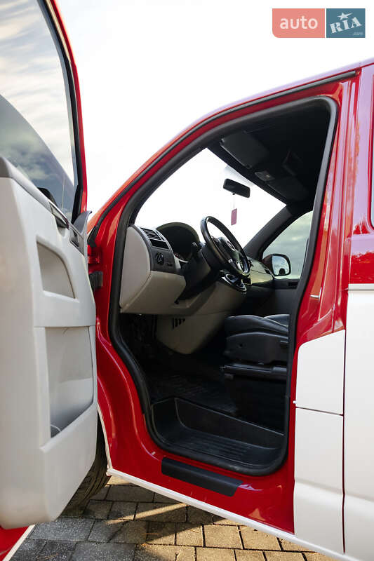 Грузопассажирский фургон Volkswagen Transporter 2011 в Ровно фото 48 Грузопассажирский фургон Volkswagen Transporter 2011 в Ровно