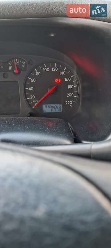 Мінівен Volkswagen Transporter 2003 в Івано-Франківську