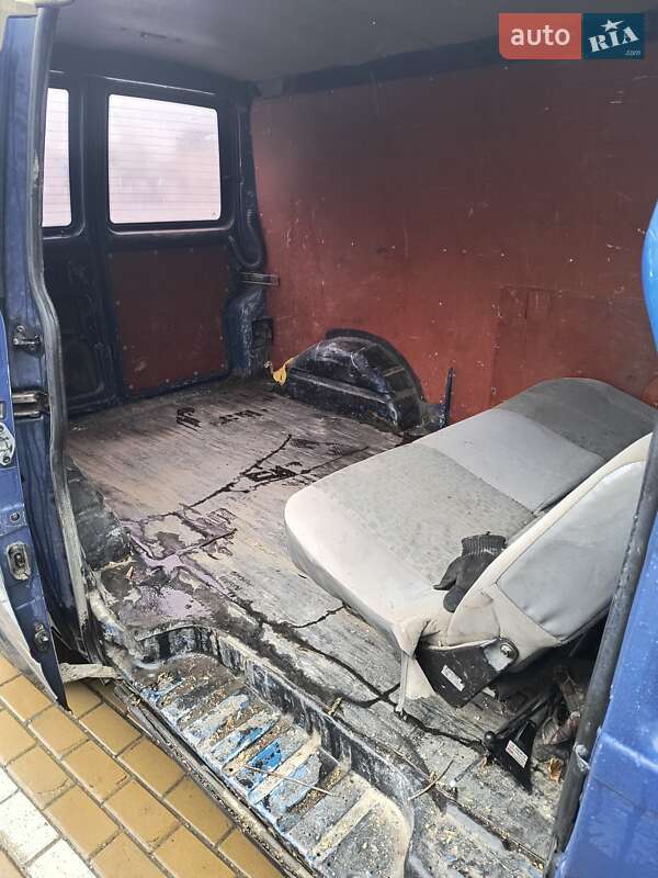 Вантажний фургон Volkswagen Transporter 2001 в Харкові фото 14 Вантажний фургон Volkswagen Transporter 2001 в Харкові