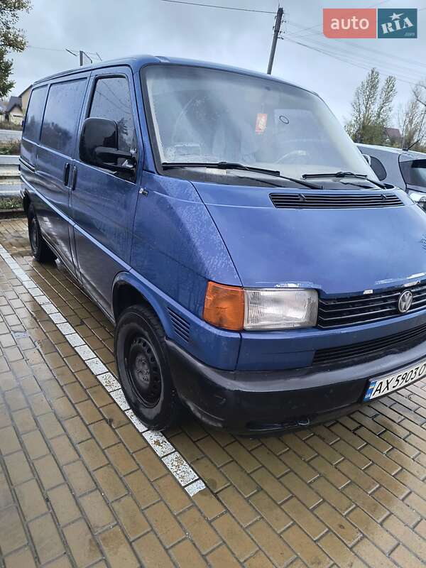 Вантажний фургон Volkswagen Transporter 2001 в Харкові фото Вантажний фургон Volkswagen Transporter 2001 в Харкові