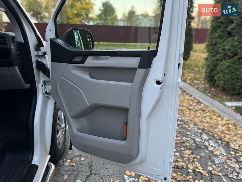 Вантажний фургон Volkswagen Transporter 2018 в Рівному фото 36 Вантажний фургон Volkswagen Transporter 2018 в Рівному
