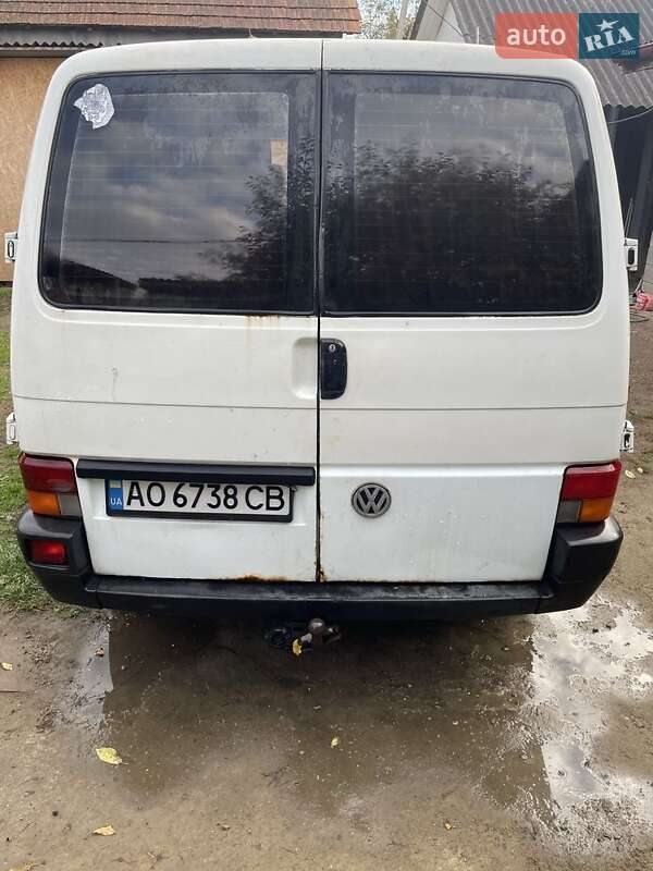 Мінівен Volkswagen Transporter 1994 в Сваляві фото 4 Мінівен Volkswagen Transporter 1994 в Сваляві