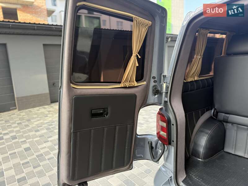 Минивэн Volkswagen Transporter 2014 в Ивано-Франковске