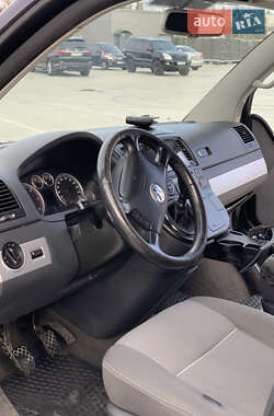 Минивэн Volkswagen Transporter 2009 в 
